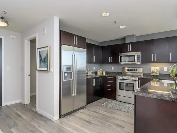 222 Broadway St APT 602, Oakland, CA 94607