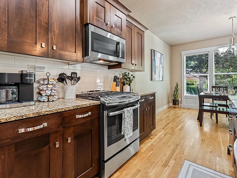 2719 E Decameron Ln — Photo 29