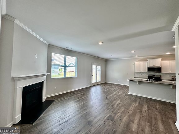2nd image of 4817 Layton Dr