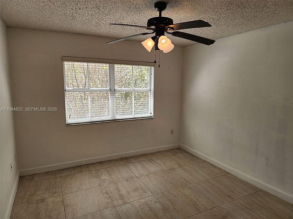 5th image of 2451 Centergate Dr APT 301