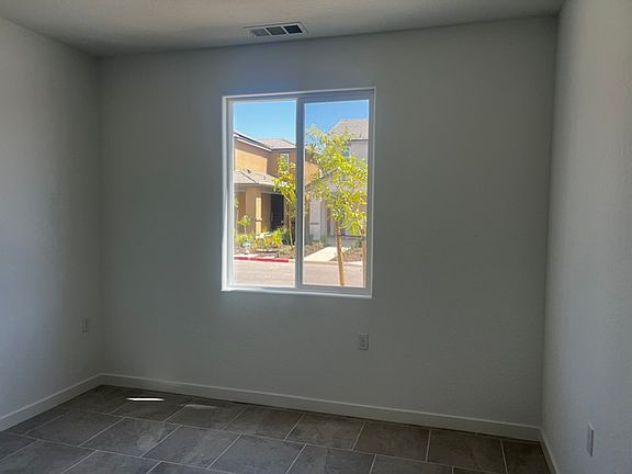 5th image of 2902 E Veleta Dr