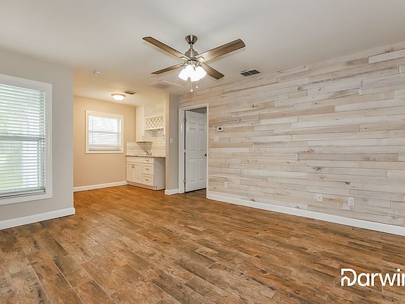 4th image of 5939 High Glen Dr