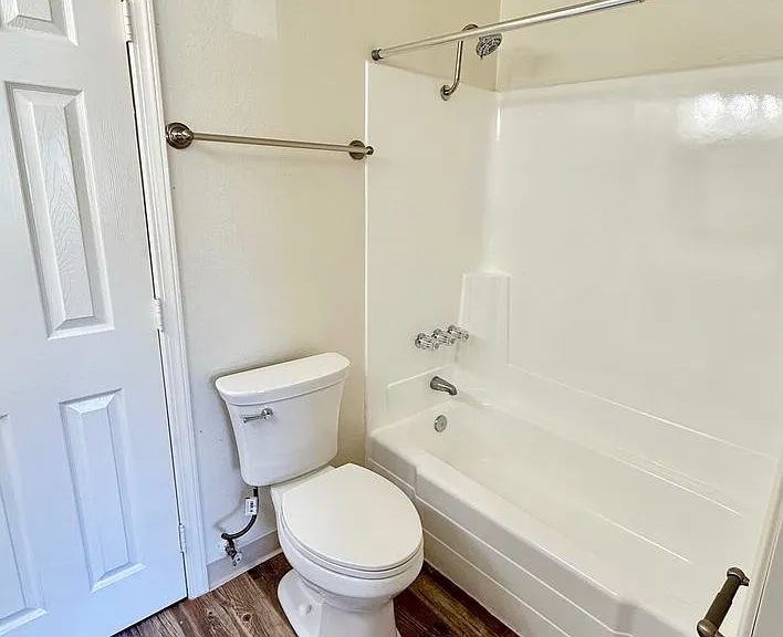 Anza Oaks Apartments — Photo 50