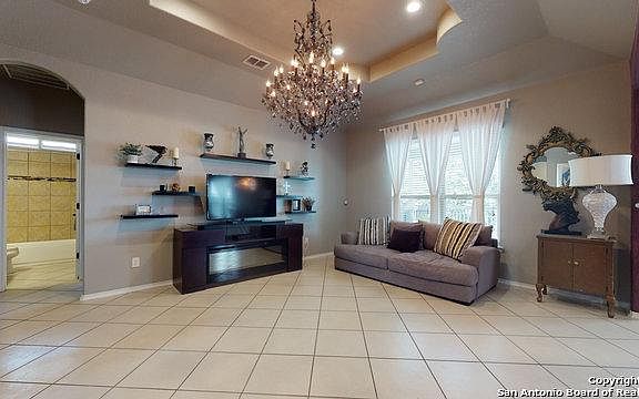 5th image of 1319 Crow Ct