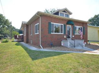 109 W 3rd St, O'Fallon, IL 62269