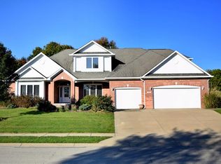 747 Willow Pointe South Dr, Plainfield, IN 46168