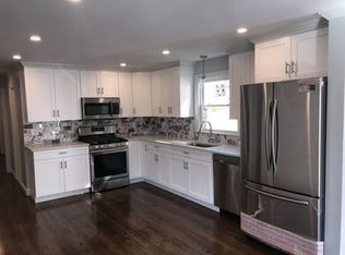 15 Ropes St, Salem, MA 01970