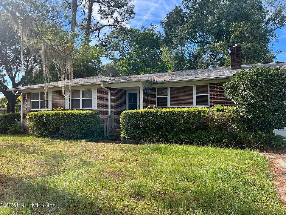 1st image of 1336 BROOKMONT Avenue E