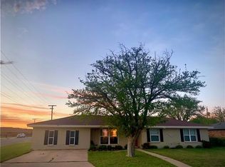 1601 W Pecan Ave, Midland, TX 79705