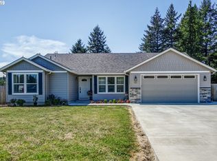 961 6th St, Lyons, OR 97358