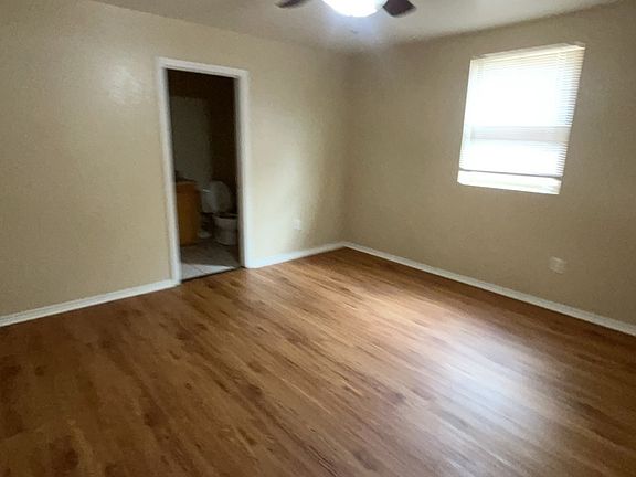2nd image of 214 Bobbie Ann Ct