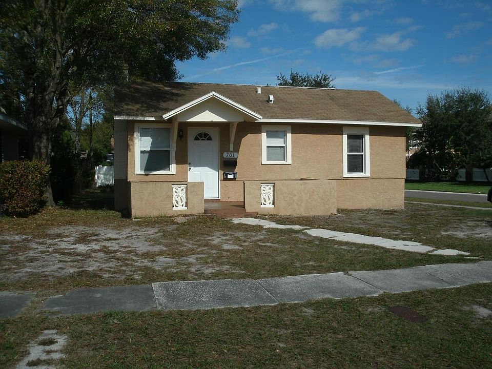 1st image of 701 51st Ave N