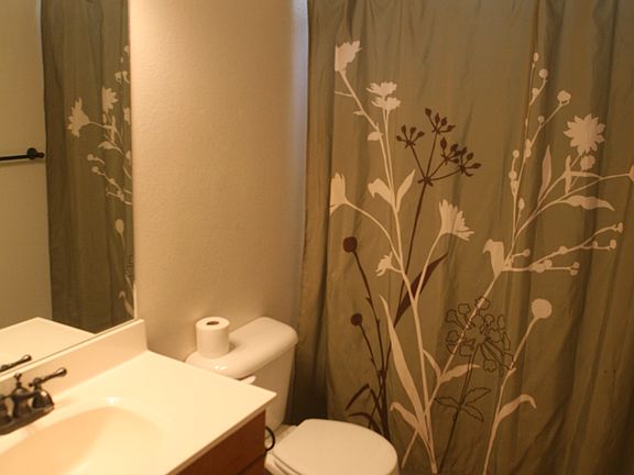 5th image of 7716 S Pommel St #1