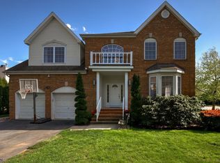 50 McElroy Ln, Belle Mead, NJ 08502