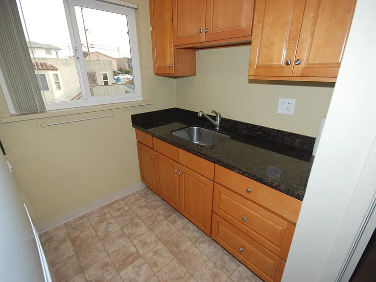 140 San Marco Av. — Photo 6