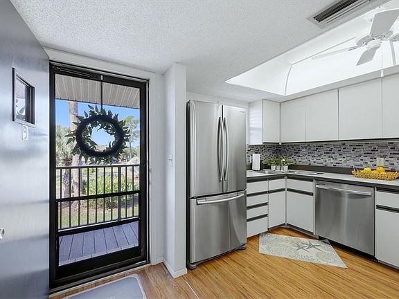 2nd image of 4260 Placida Rd Unit 24B
