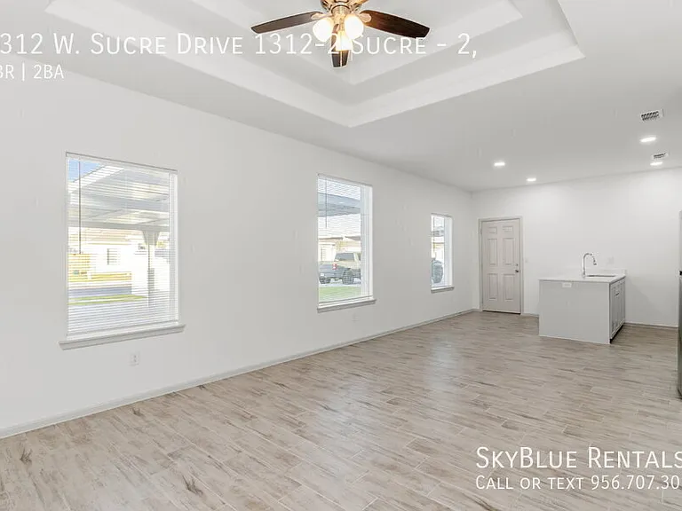 1312 W Sucre Dr #2 — Photo 3
