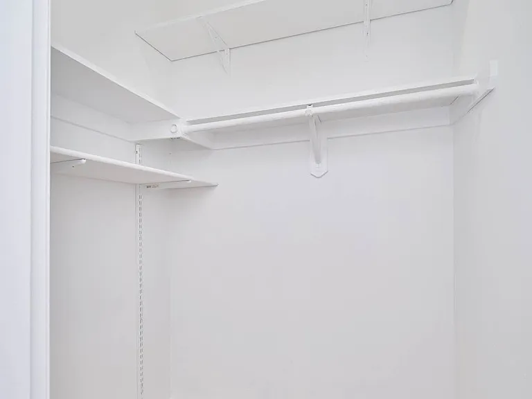 458 W 52nd St #2C — Photo 7