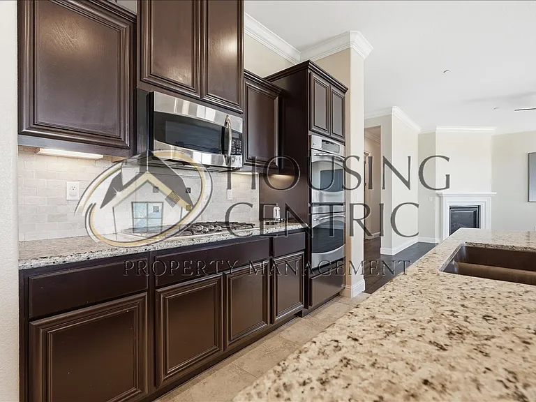 7242 Breaker Point Way — Photo 16