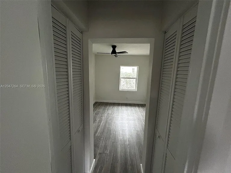 4429 SW 21st St #FRONT — Photo 22