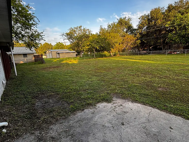 303 Cannon Rd — Photo 22