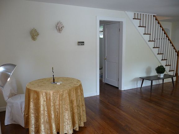 Charming dining area