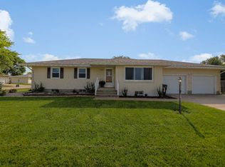 3865 33rd Ave, Columbus, NE 68601