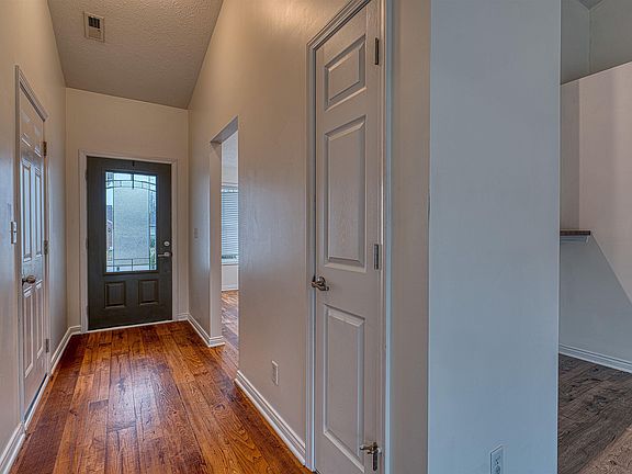 5th image of 4524 Boardwalk Dr
