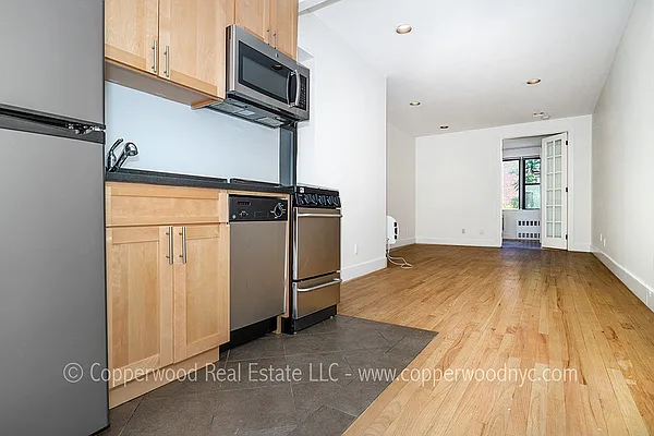 Rented by Copperwood Real Estate | media 30