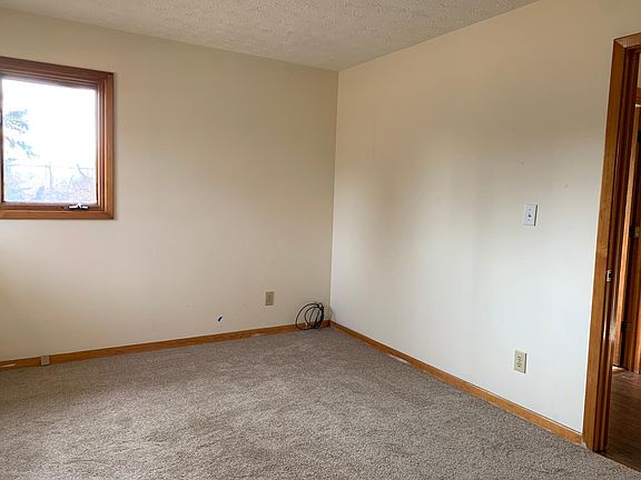 2nd image of 327 Park St #1