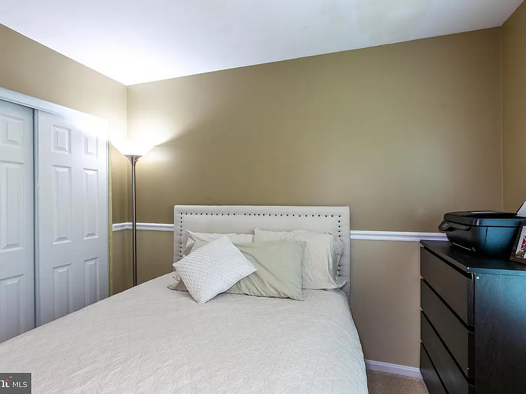 13662 Barren Springs Ct — Photo 43