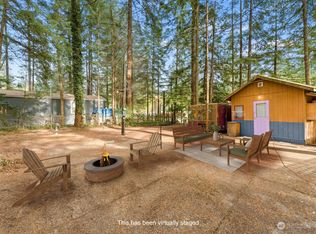 6166 Shamrock Rd, Maple Falls, WA 98266