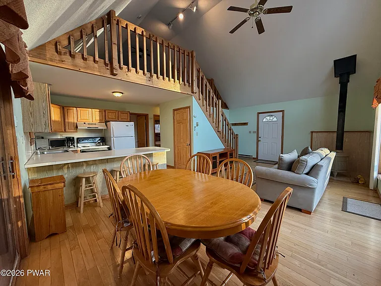103 Laurel Rd — Photo 5