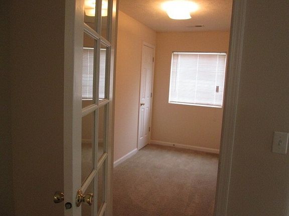 4th image of 14601 Sprague Ct APT 201