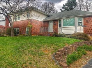 929 Starbit Rd, Towson, MD 21286