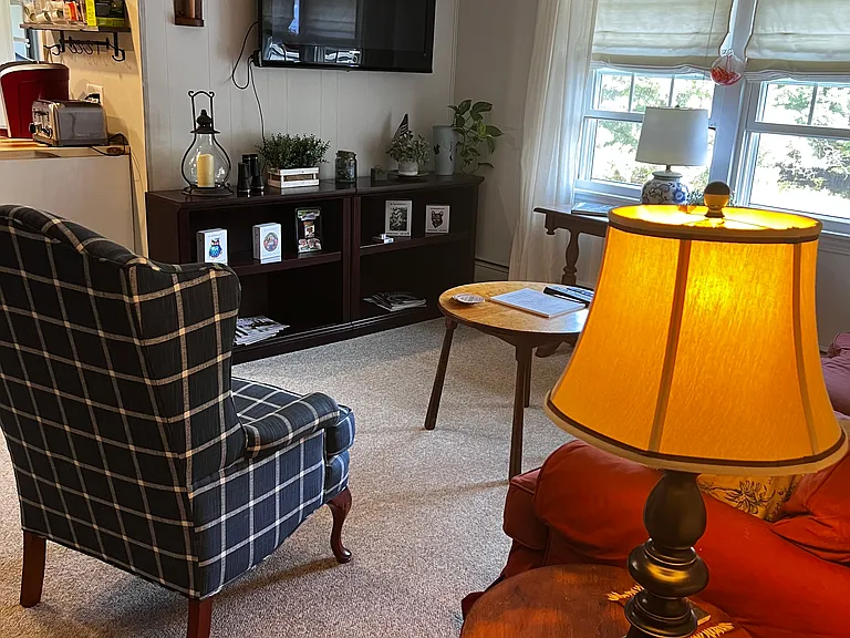 295 Highland Rd #2 — Photo 4