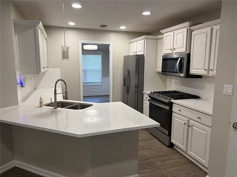 1105 Trumpet Vine Ct SE — Photo 9