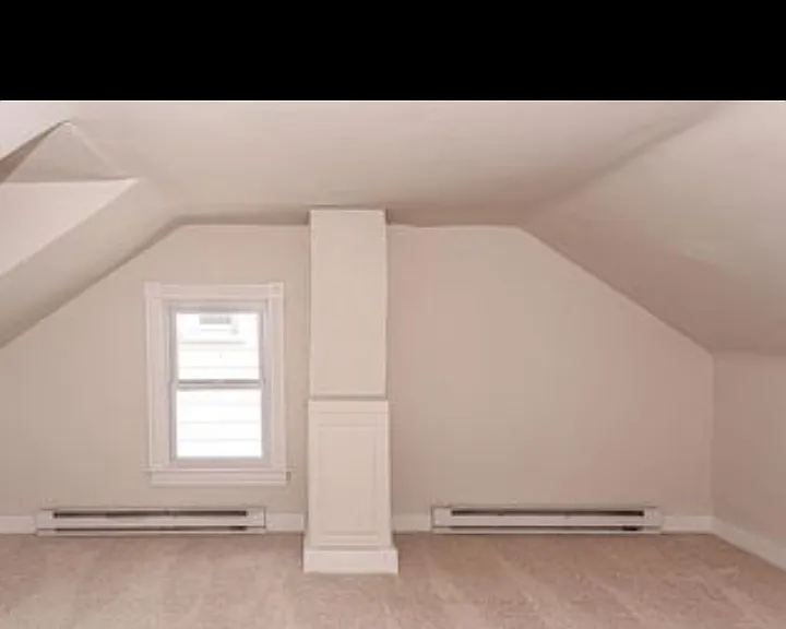 624 E Broad St — Photo 12