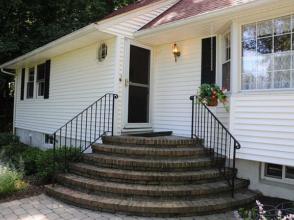 Brick steps