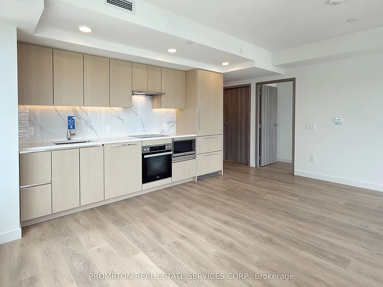 3 Concord Cityplace Way #2805 — Photo 2