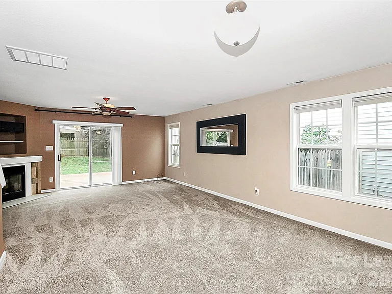 5227 Silabert Ave — Photo 10