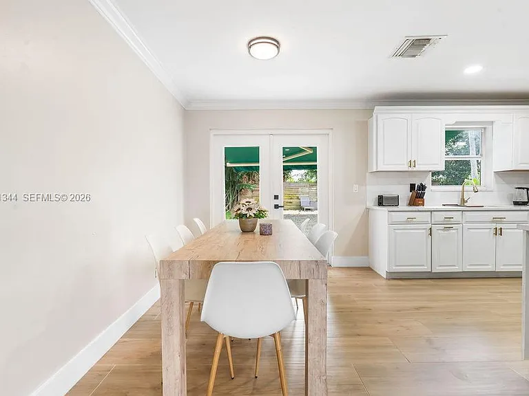 913 Lighthouse Dr — Photo 10