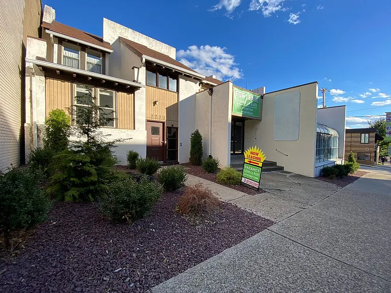 2225 Murray Ave — Photo 16