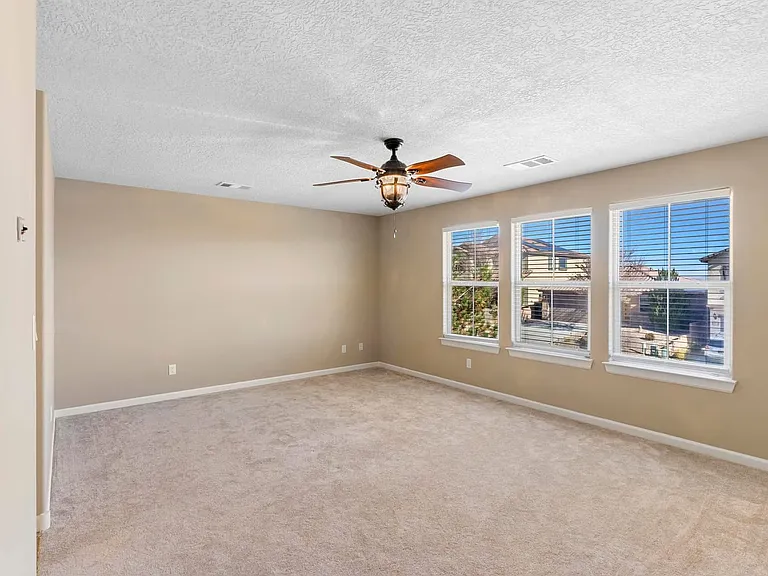604 Loma Linda Loop NE — Photo 22