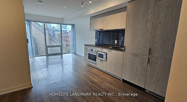 60 Shuter St #2810-607 — Photo 13