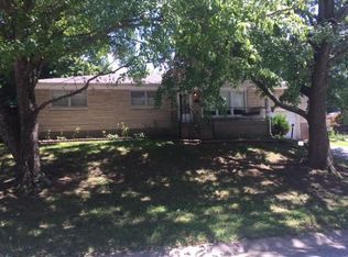 3800 Sunrise Way, Louisville, KY 40220