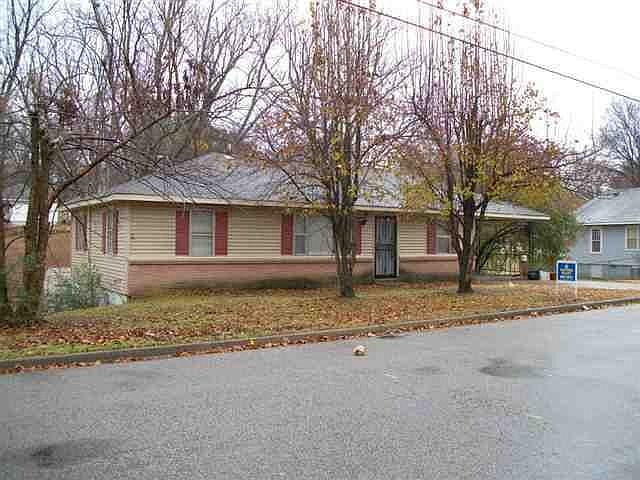 1st image of 1114 Hillcrest Ave