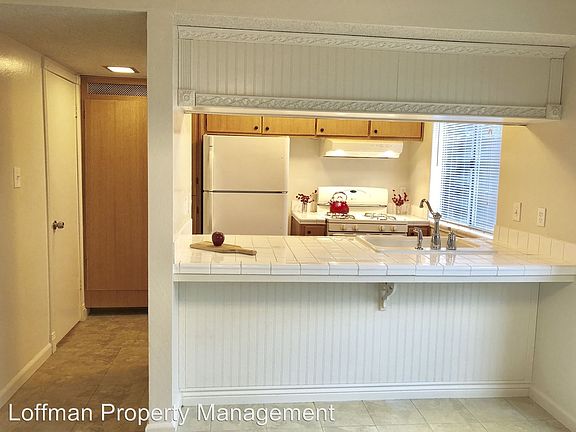 3rd image of 1949 Benita Dr Unit 3