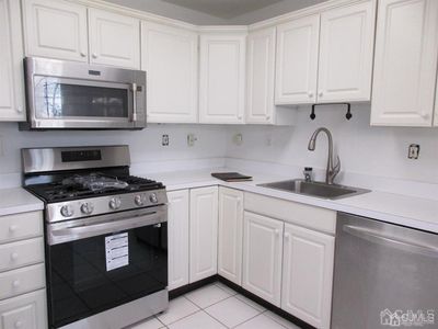 1005 Cypress Ln, East Brunswick, NJ, 08816