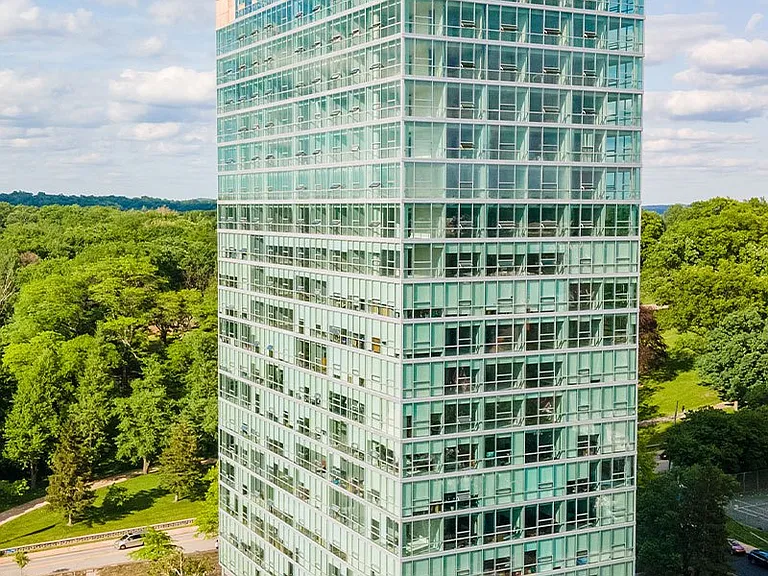 Highland House Tower by Albion — Photo 36